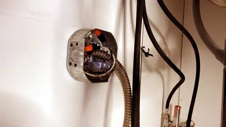 Does a Junction Box Need a Ground?