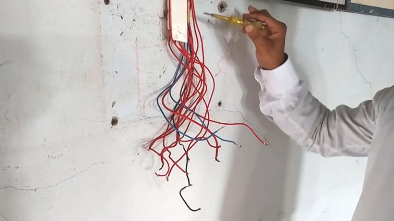 What Happens When Neutral Wire Is Disconnected