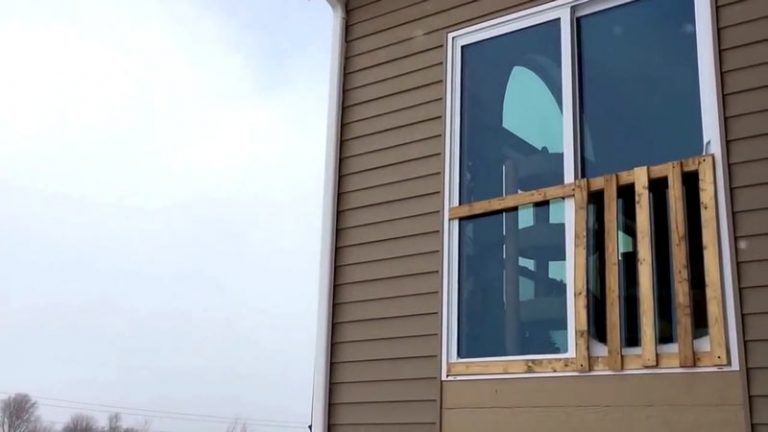 Downspout is Vibrating in wind